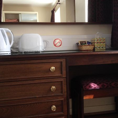 The Stables B&B @ Pear Tree Cottage 윈슬로 객실 사진
