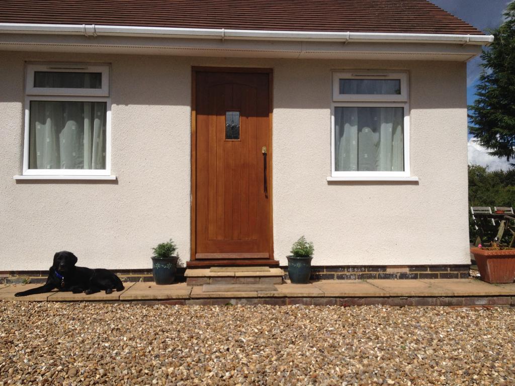 The Stables B&B @ Pear Tree Cottage 윈슬로 외부 사진