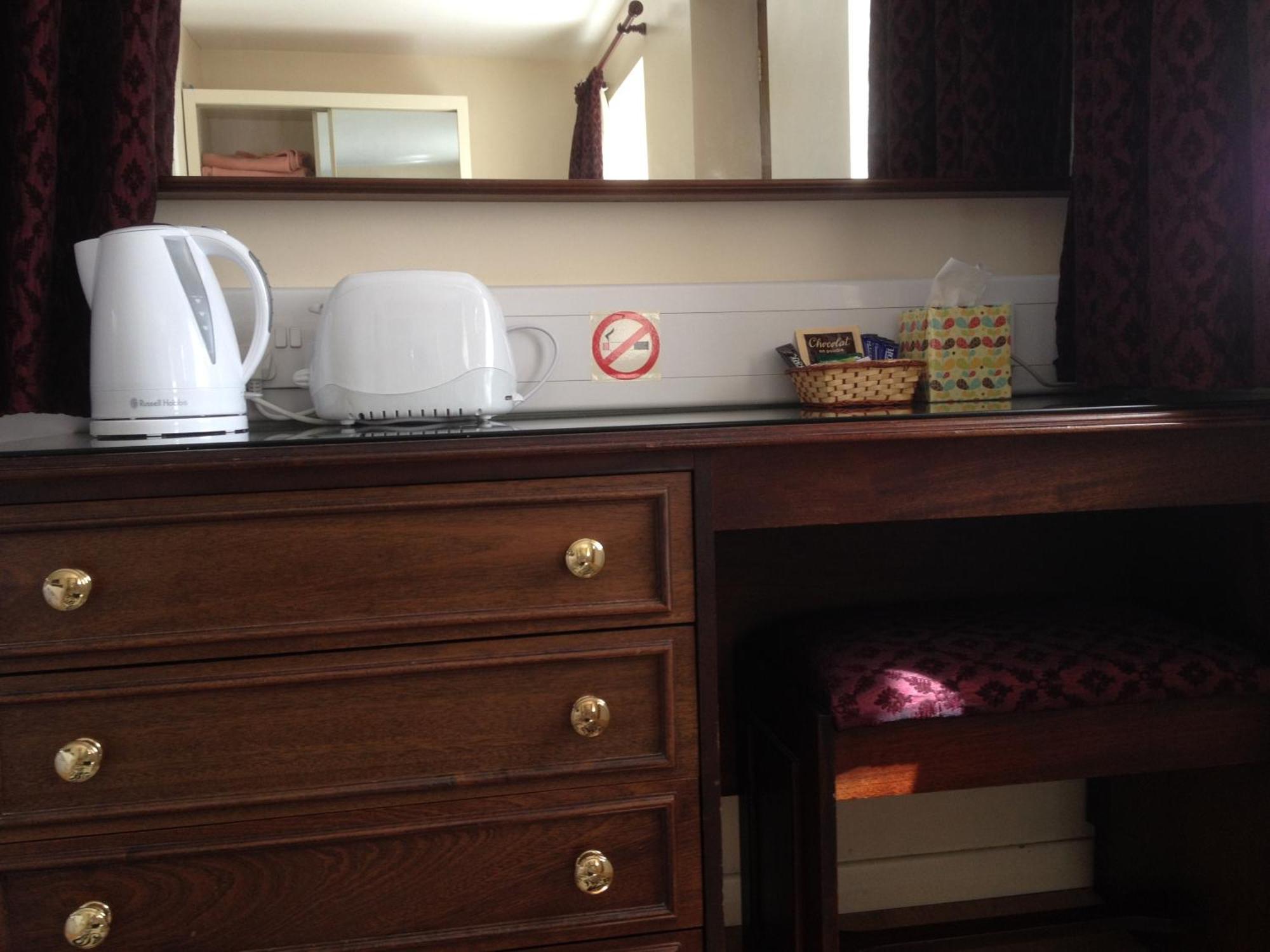 The Stables B&B @ Pear Tree Cottage 윈슬로 객실 사진