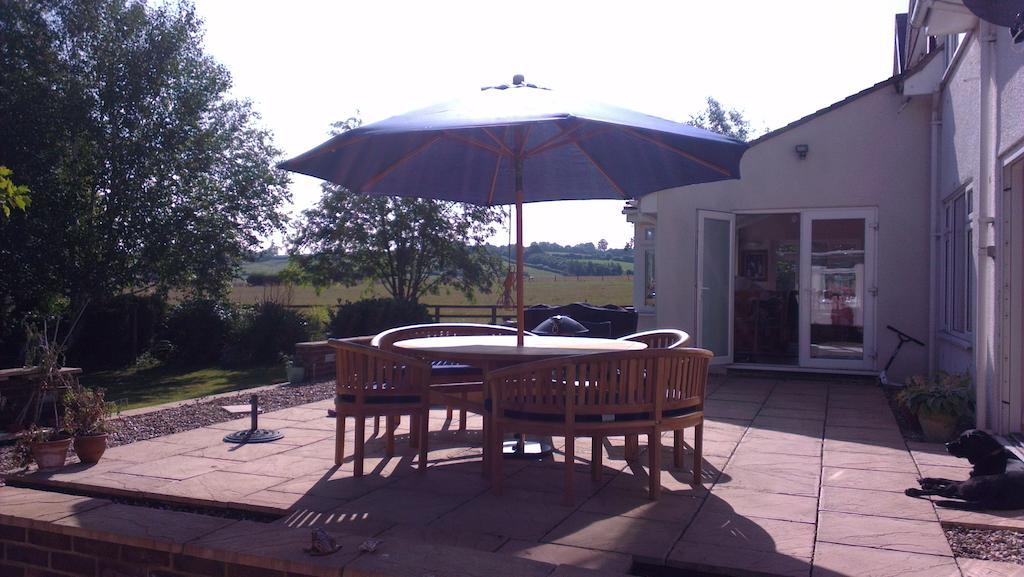 The Stables B&B @ Pear Tree Cottage 윈슬로 외부 사진