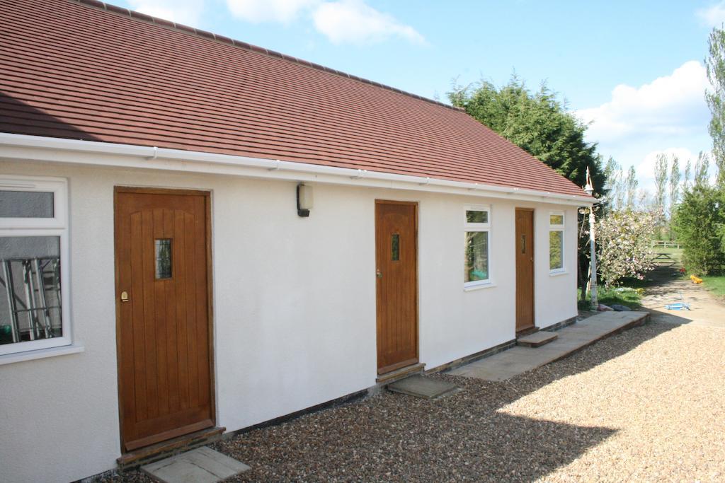 The Stables B&B @ Pear Tree Cottage 윈슬로 외부 사진