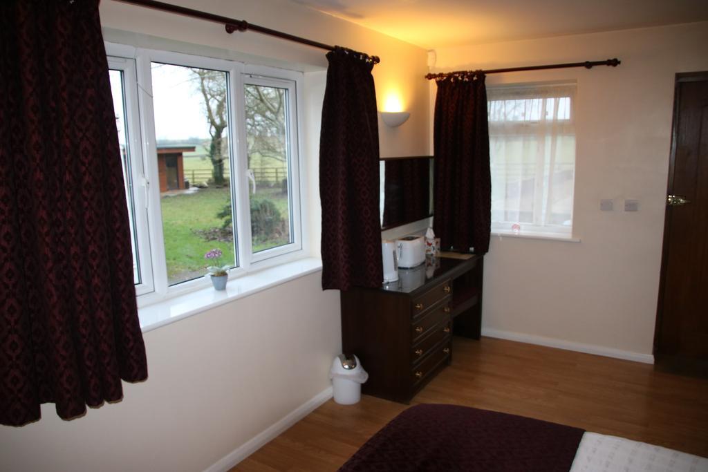 The Stables B&B @ Pear Tree Cottage 윈슬로 외부 사진