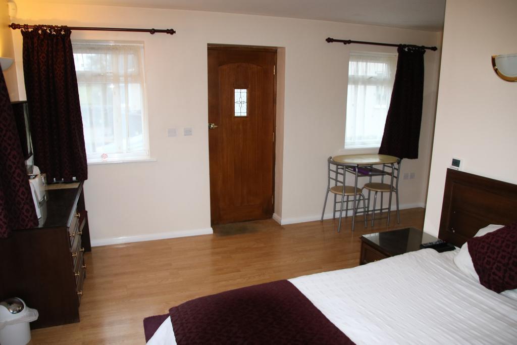 The Stables B&B @ Pear Tree Cottage 윈슬로 외부 사진