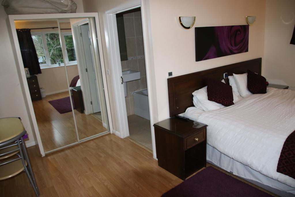 The Stables B&B @ Pear Tree Cottage 윈슬로 외부 사진