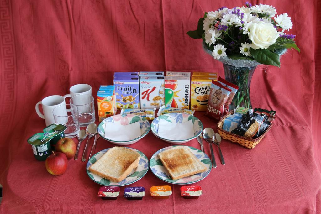 The Stables B&B @ Pear Tree Cottage 윈슬로 외부 사진