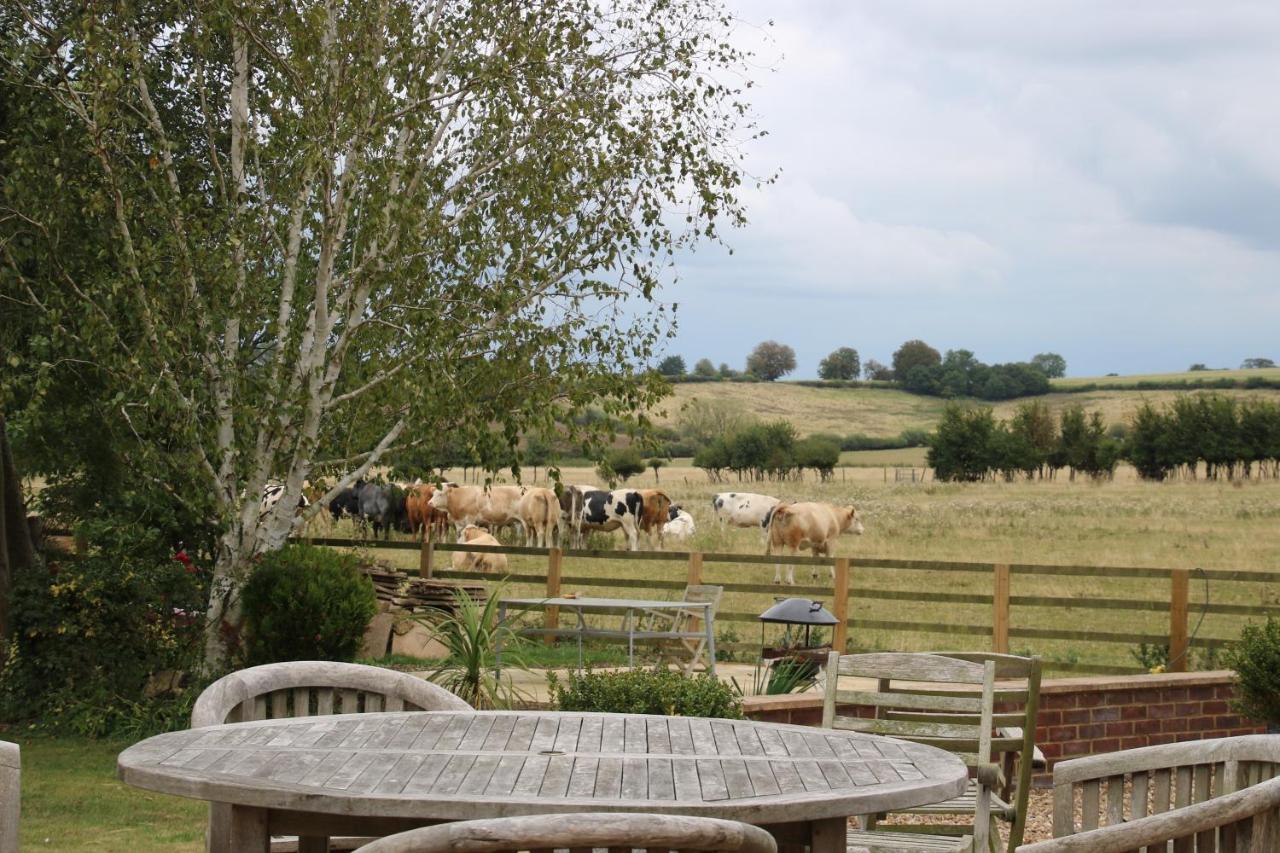 The Stables B&B @ Pear Tree Cottage 윈슬로 외부 사진