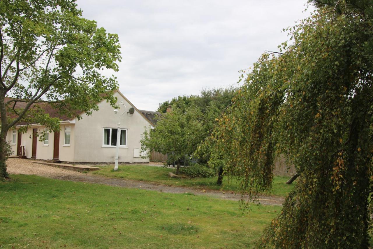 The Stables B&B @ Pear Tree Cottage 윈슬로 외부 사진